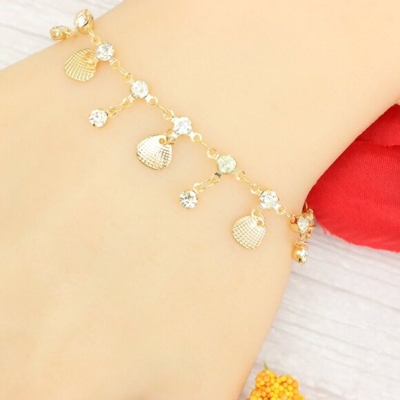 "Trendy Handmade Bracelet – A Thoughtful Gift for Girls & Women | UNVRC1302 - Picture 1 of 10